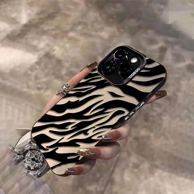غطاء هاتف مقاوم للصدمات بتصميم - مراجعة Apple Iphone 16 وسعره